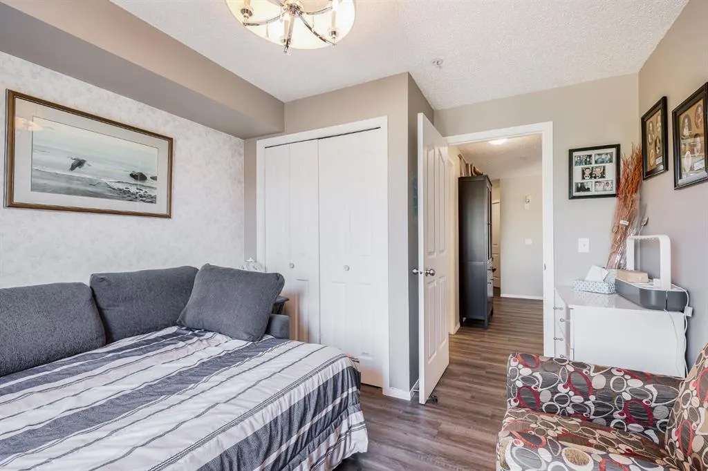 604 8 Street SW, #2301
