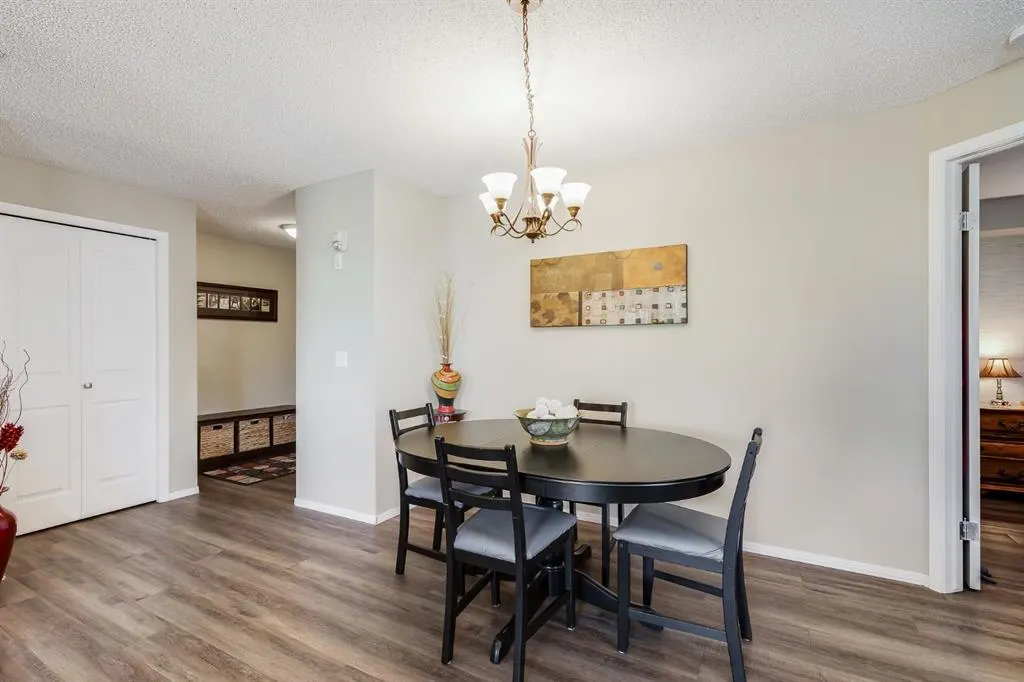 604 8 Street SW, #2301