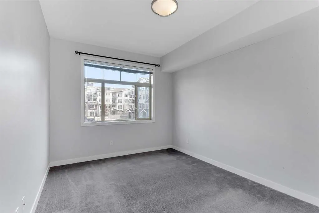 10 Auburn Bay Link SE, #212