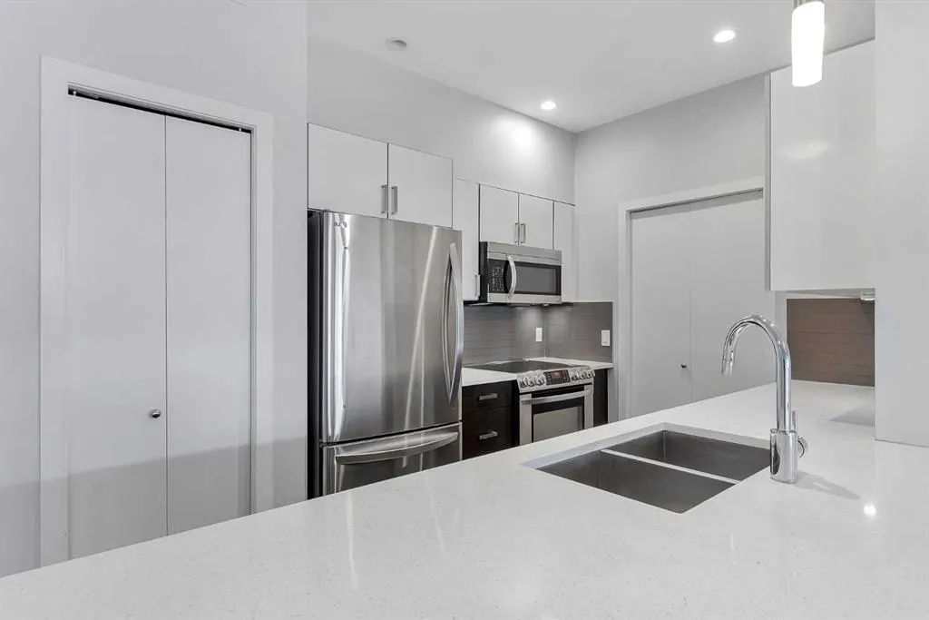 10 Auburn Bay Link SE, #212