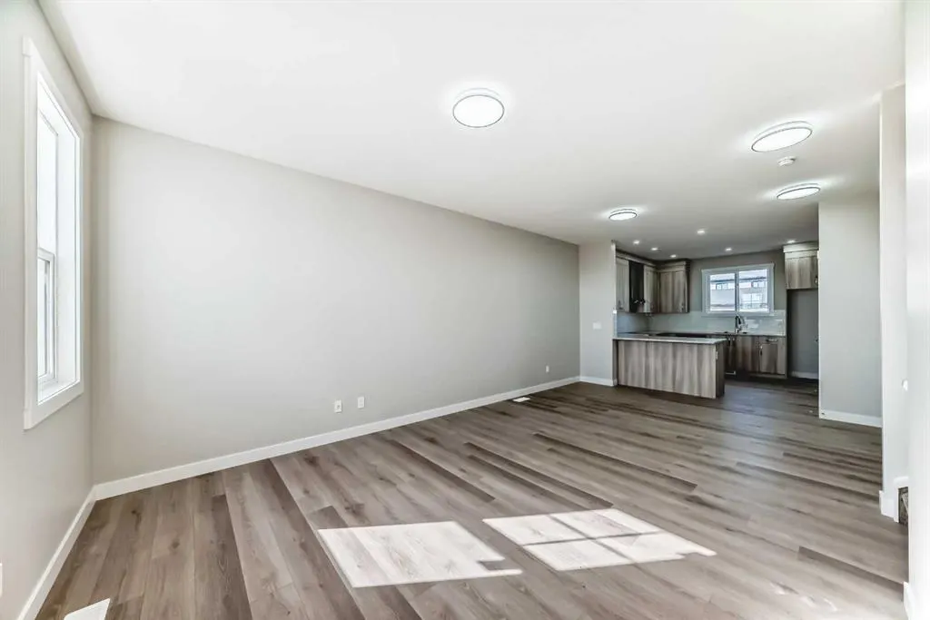156 Belvedere Park SE