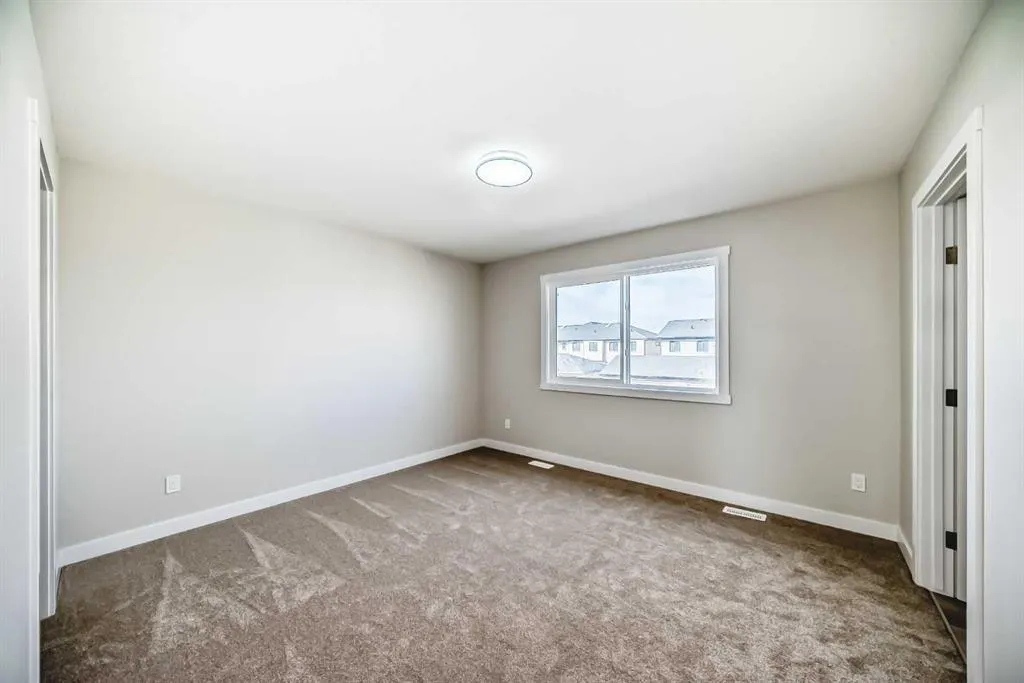 156 Belvedere Park SE