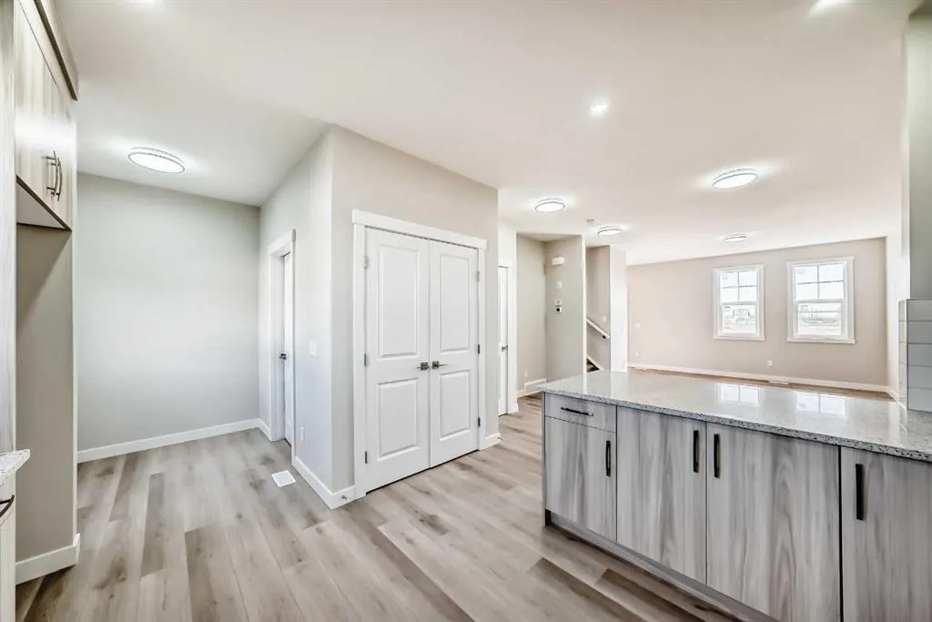 156 Belvedere Park SE