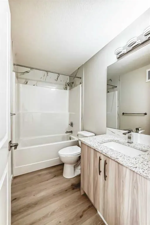 156 Belvedere Park SE