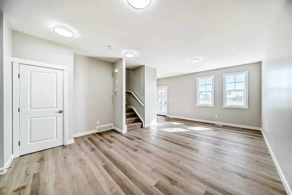 156 Belvedere Park SE