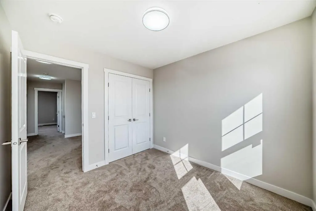 156 Belvedere Park SE