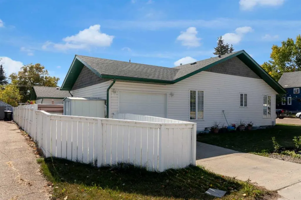 1919 15 Street