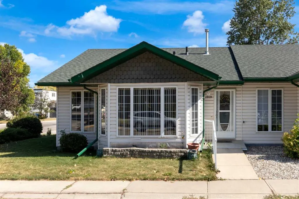 1919 15 Street
