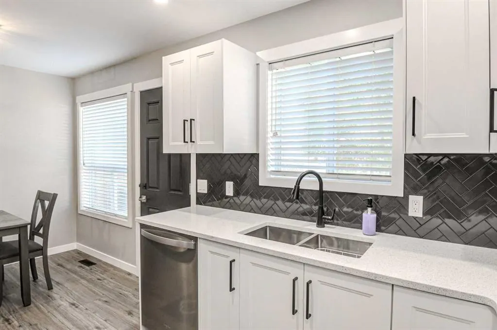 110 Hidden Hills Road NW