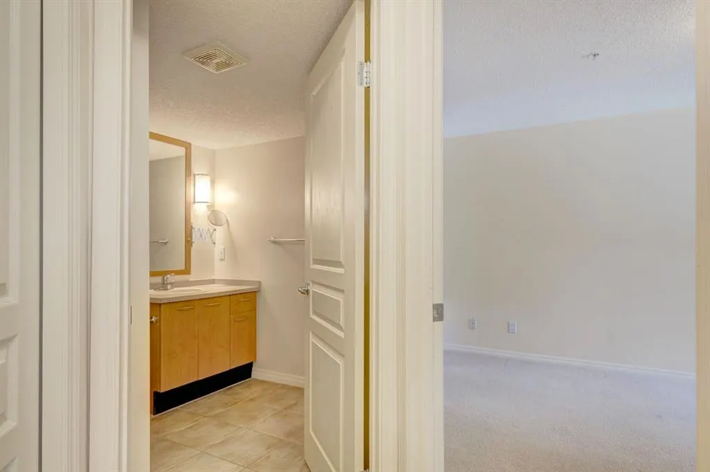 22 Richard Place SW, #326