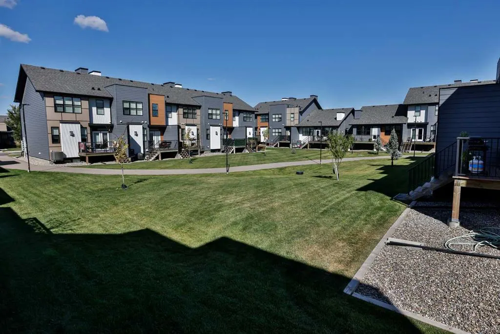77 Aquitania Circle W, #2