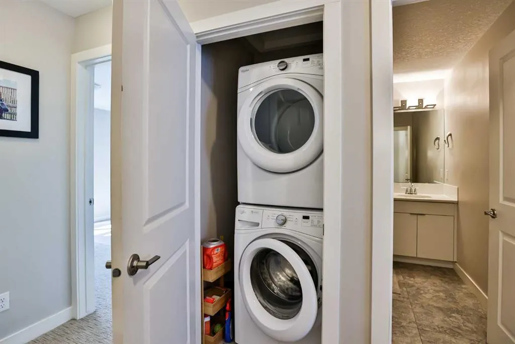 77 Aquitania Circle W, #2