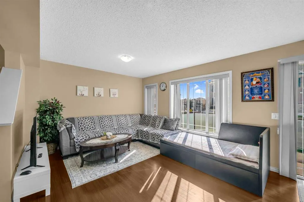 206 Cityscape Lane NE