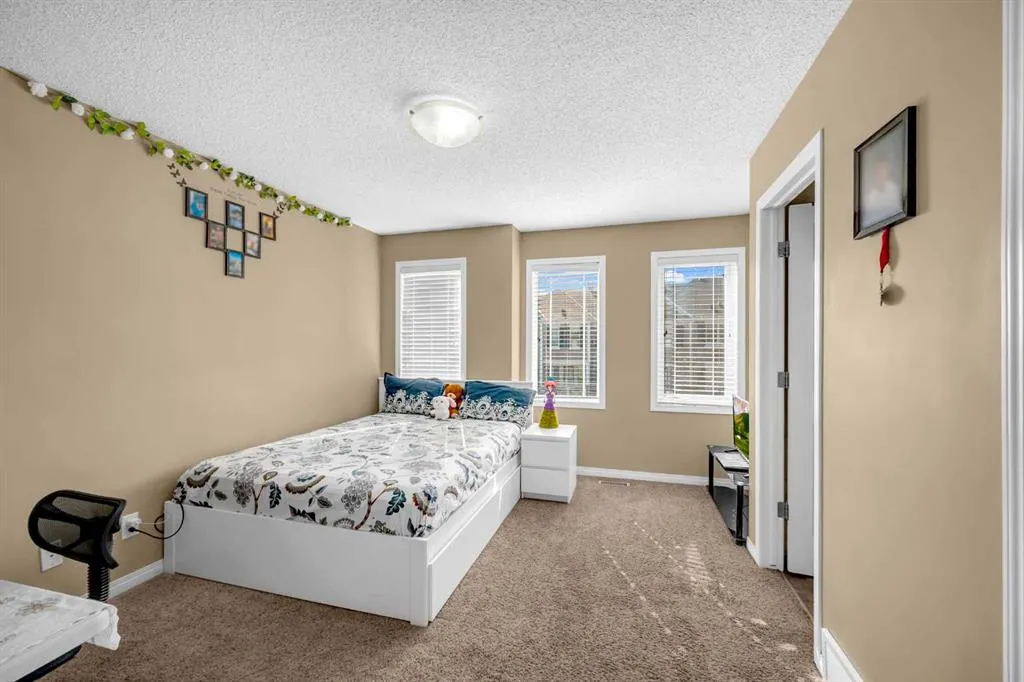 206 Cityscape Lane NE