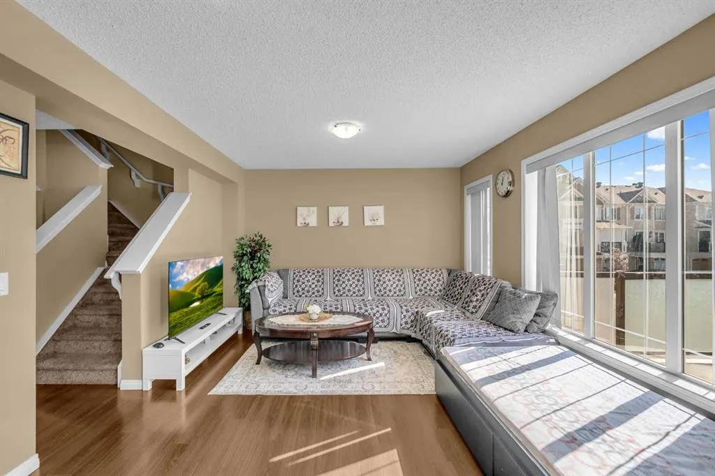 206 Cityscape Lane NE