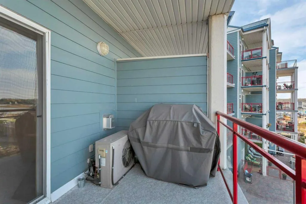 5100 Lakeshore Drive, #309