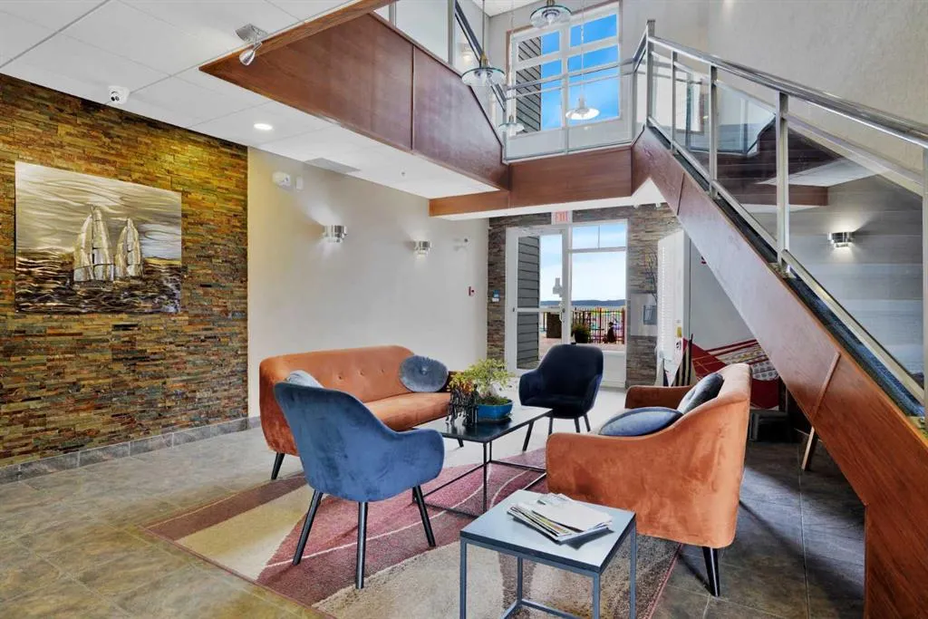 5100 Lakeshore Drive, #309