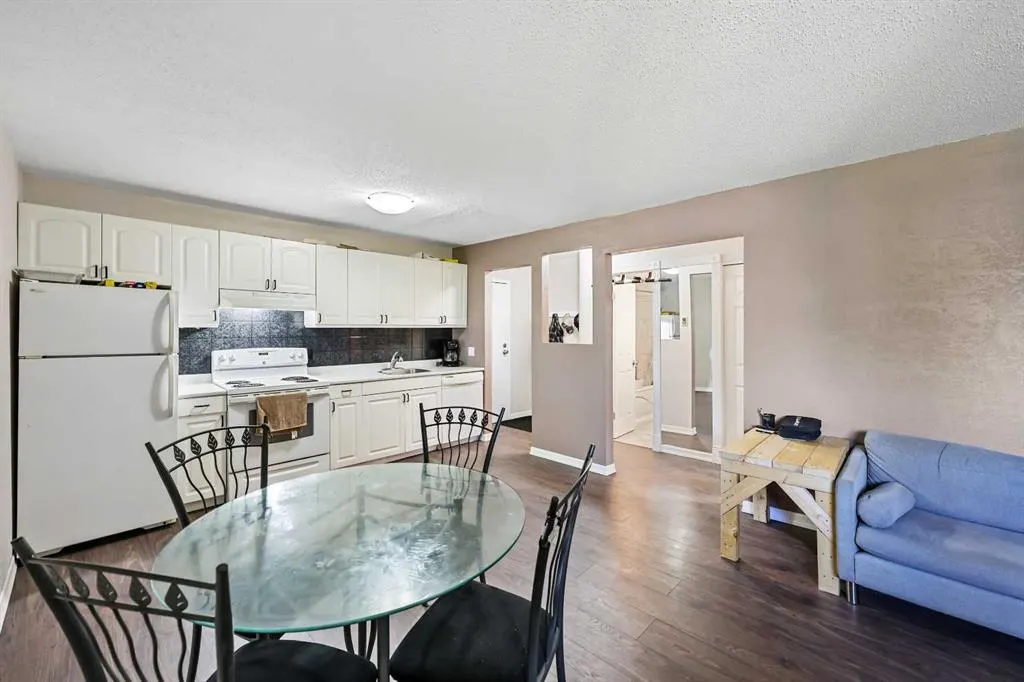 232 Sabrina Way SW, #1