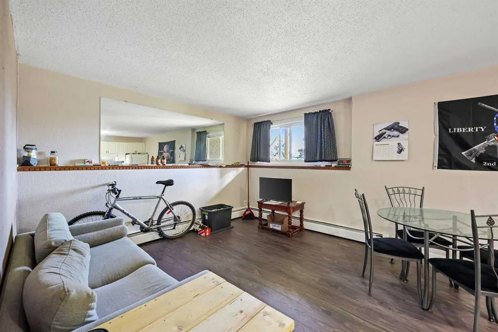 232 Sabrina Way SW, #1