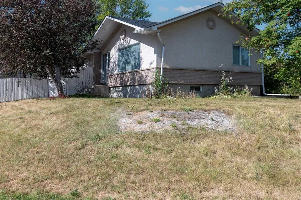 4328 Greenview Drive NE