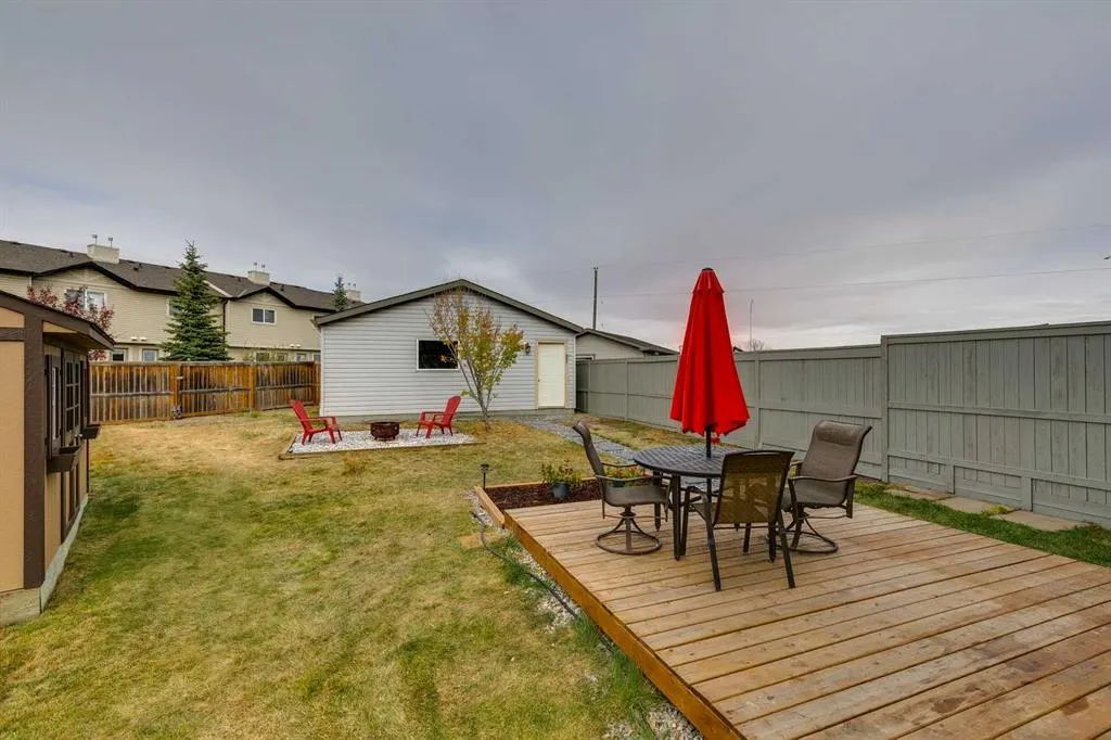 67 Saddlebrook Place NE