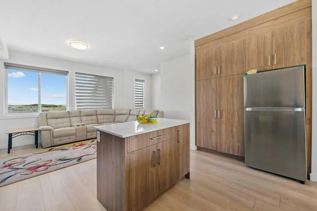 33 Merganser Drive W, #304