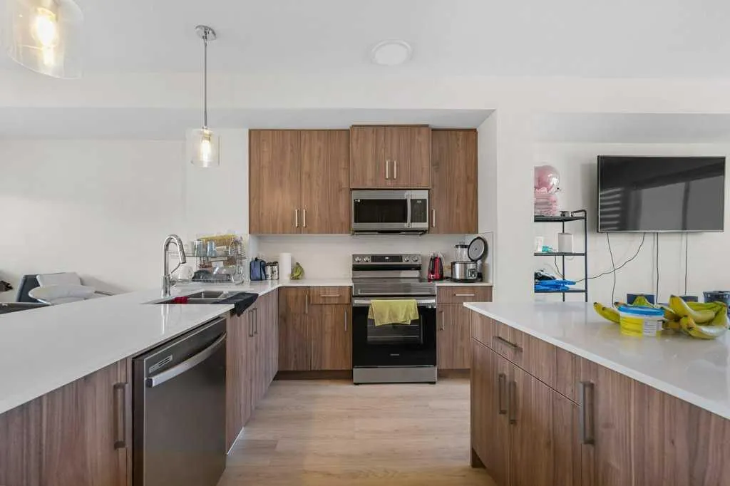 33 Merganser Drive W, #304