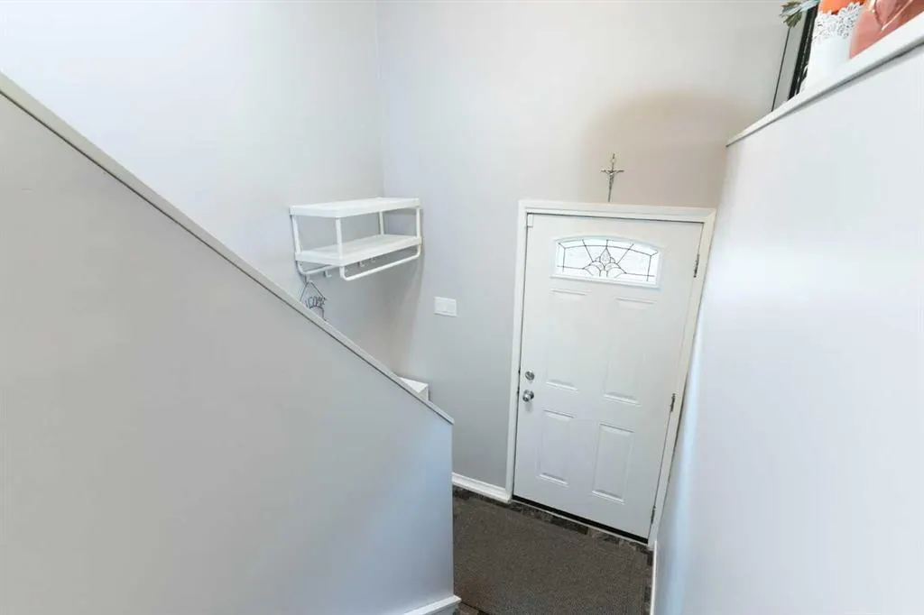 524 First Street E, #2