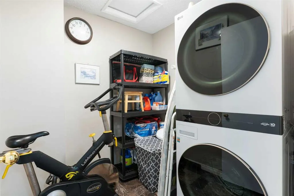 524 First Street E, #2
