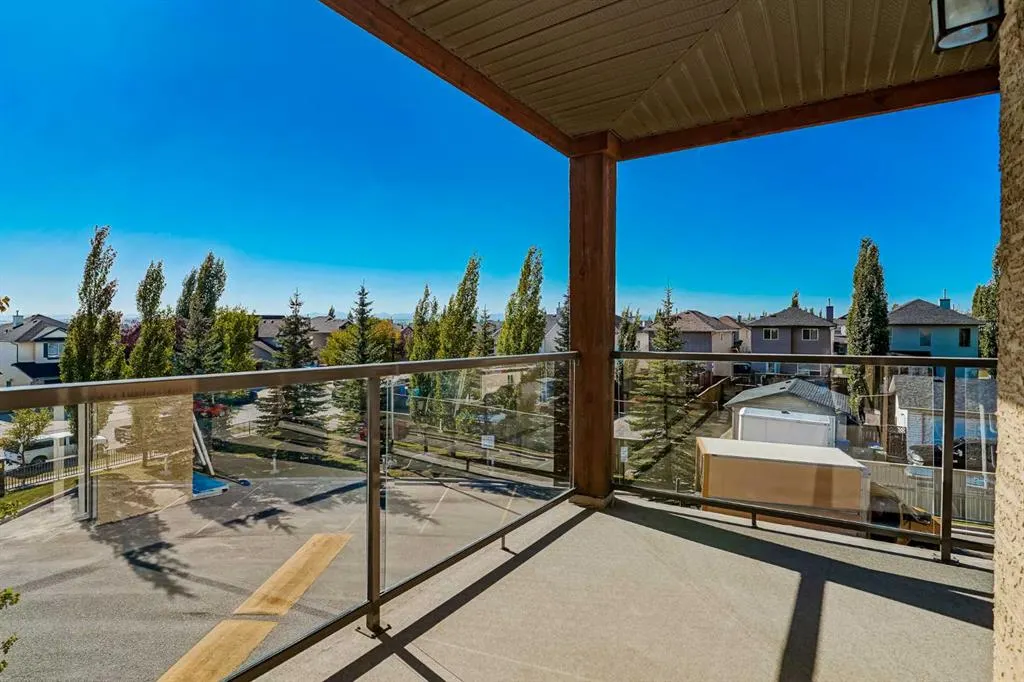 92 Crystal Shores Road, #1304