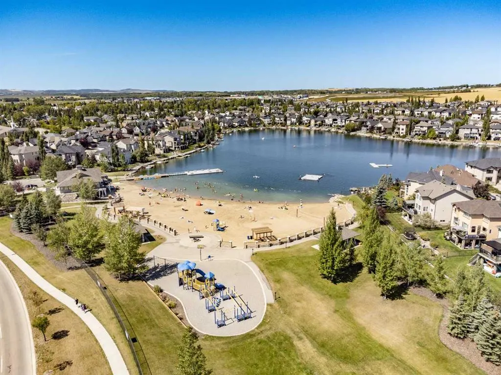 92 Crystal Shores Road, #1304