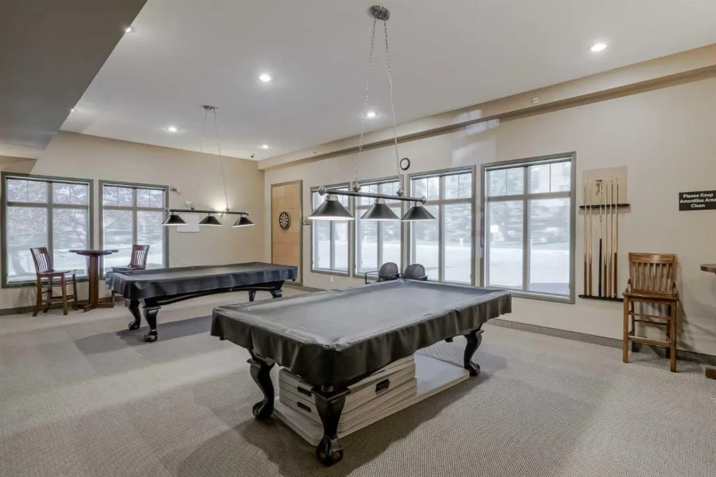 92 Crystal Shores Road, #1304