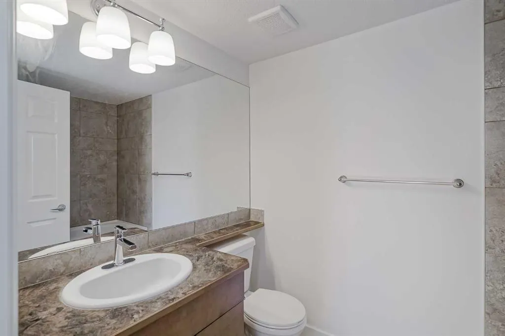 92 Crystal Shores Road, #1304