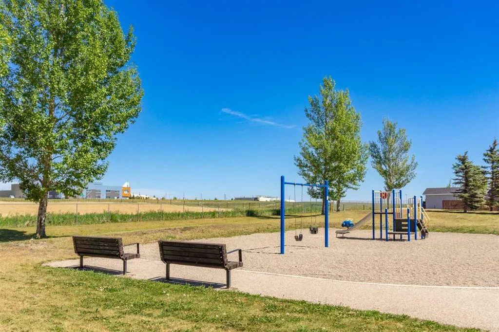 92 Crystal Shores Road, #1304