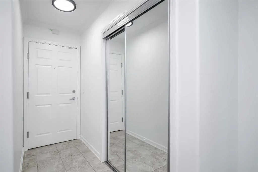 92 Crystal Shores Road, #1304