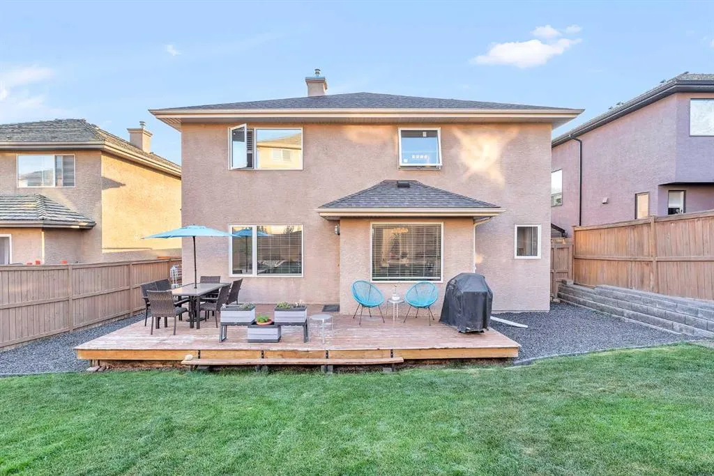 109 Royal Crest Terrace NW