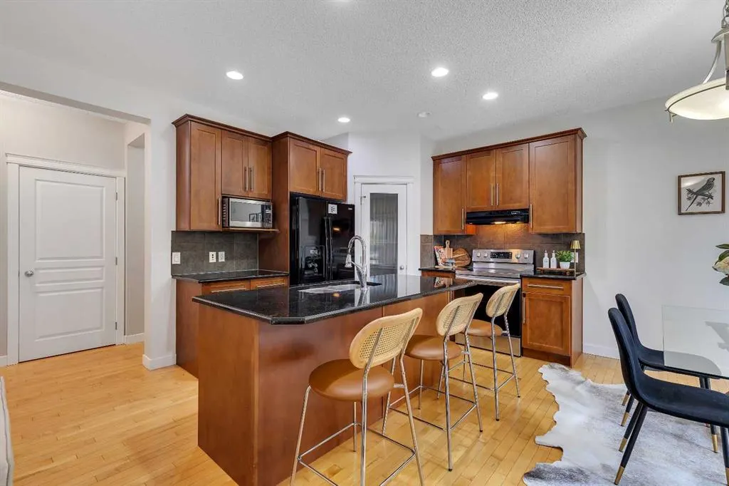 15 New Brighton Close SE