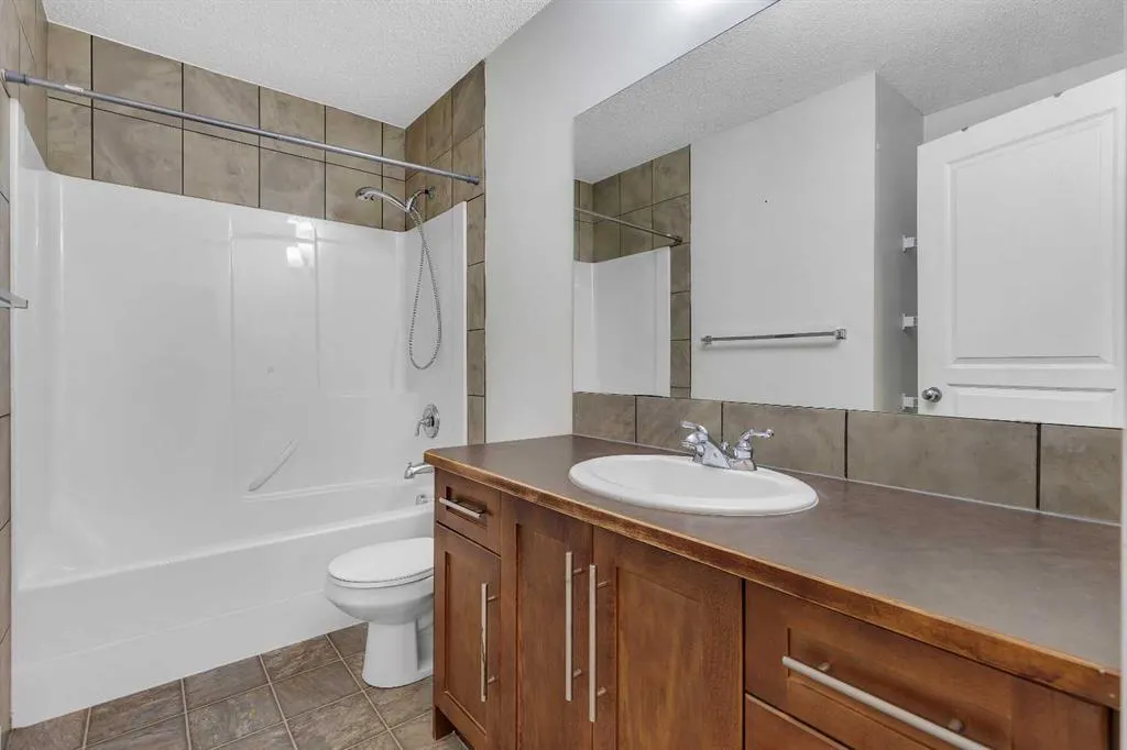 15 New Brighton Close SE