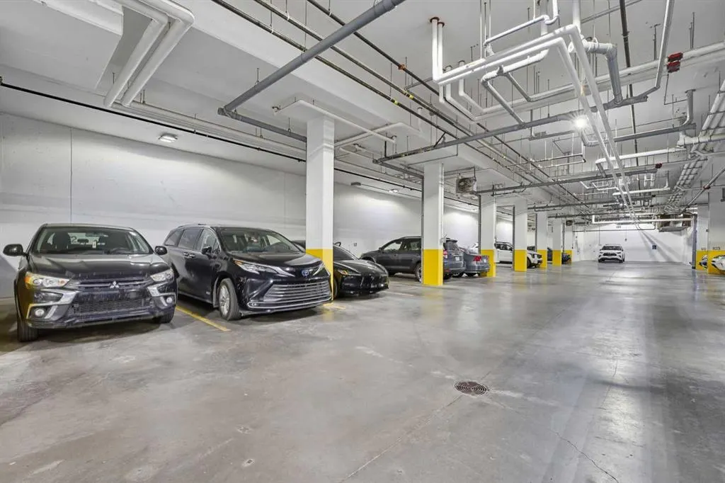 4160 Norford Avenue NW, #412