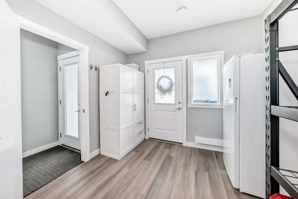 95 Skyview Close NE, #202
