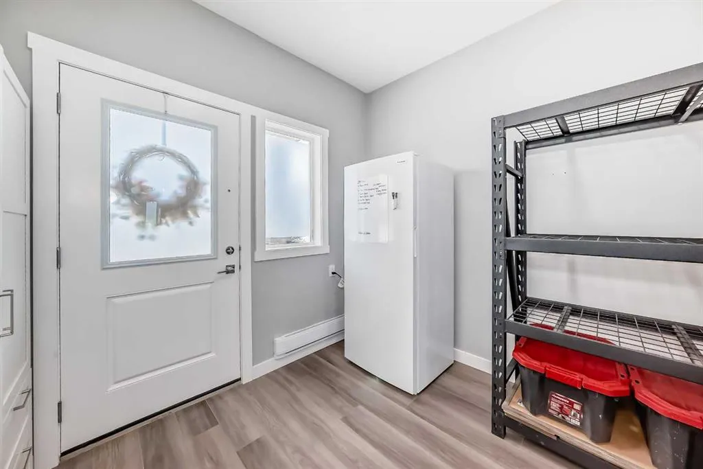 95 Skyview Close NE, #202