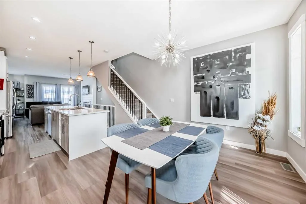 95 Skyview Close NE, #202