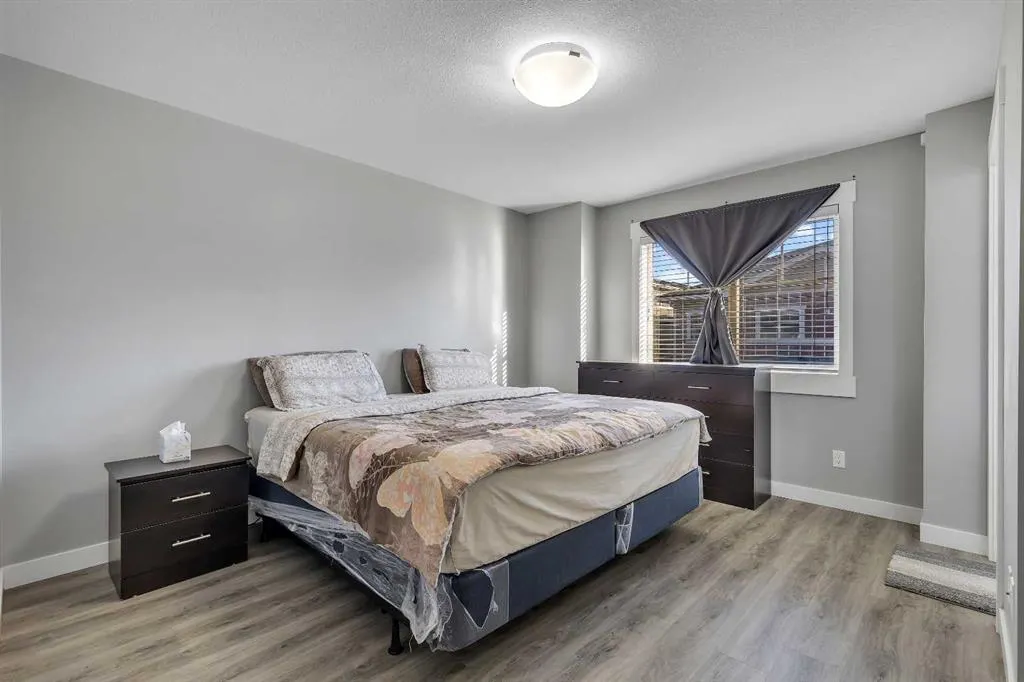 7 West Coach Manor SW