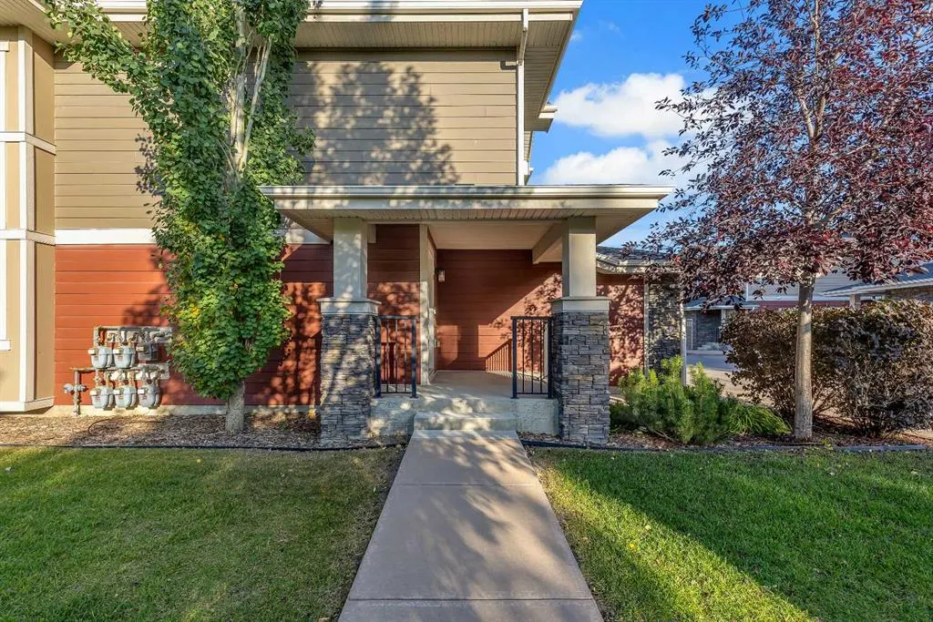 7 West Coach Manor SW
