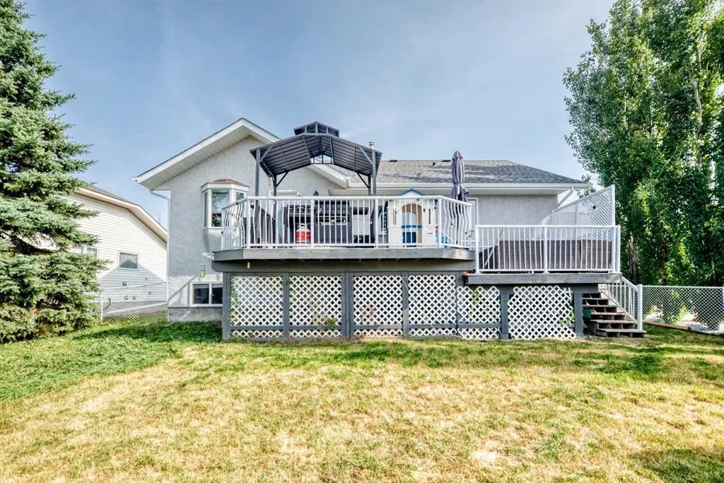 6216 Douglas Place