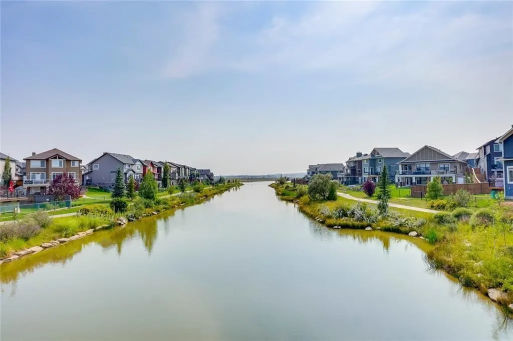 427 Canals Boulevard SW