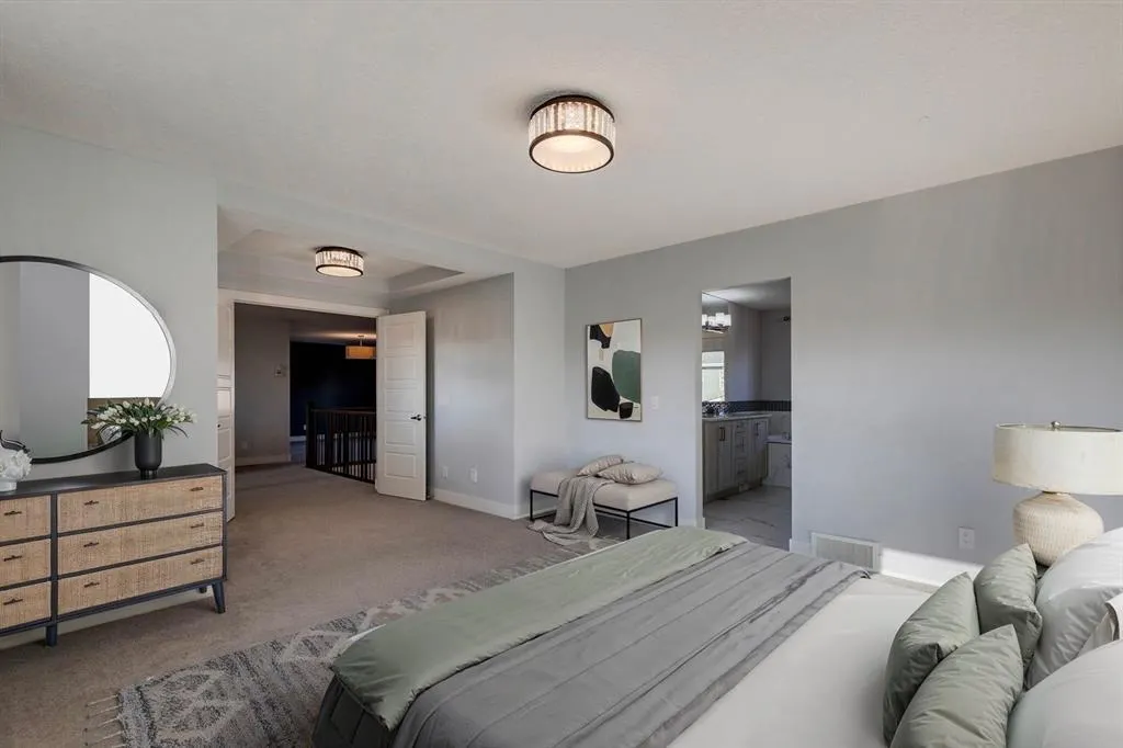 427 Canals Boulevard SW