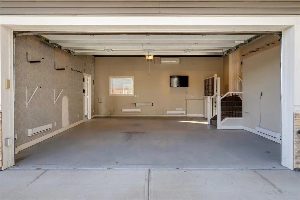 427 Canals Boulevard SW