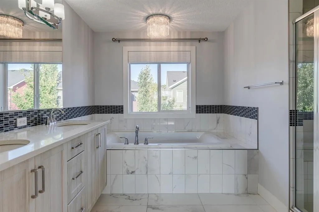 427 Canals Boulevard SW