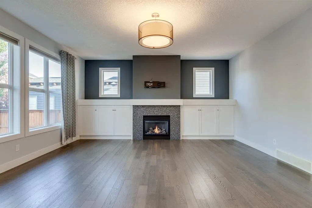 427 Canals Boulevard SW